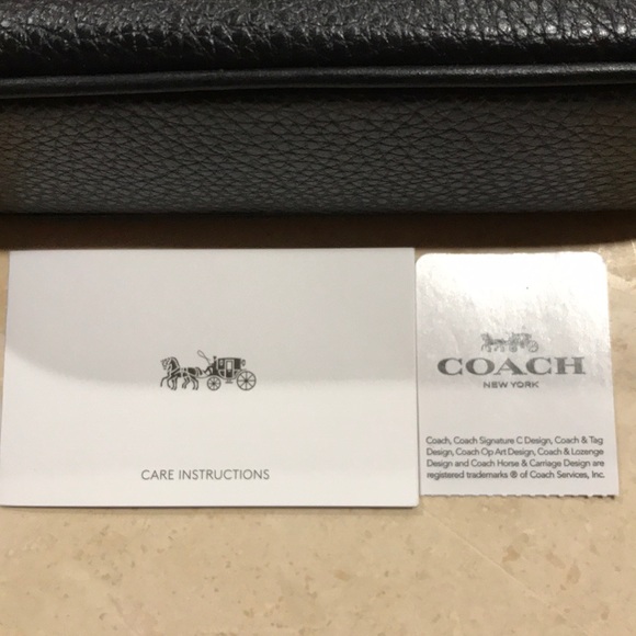 Coach Purse - Picture 4 of 14